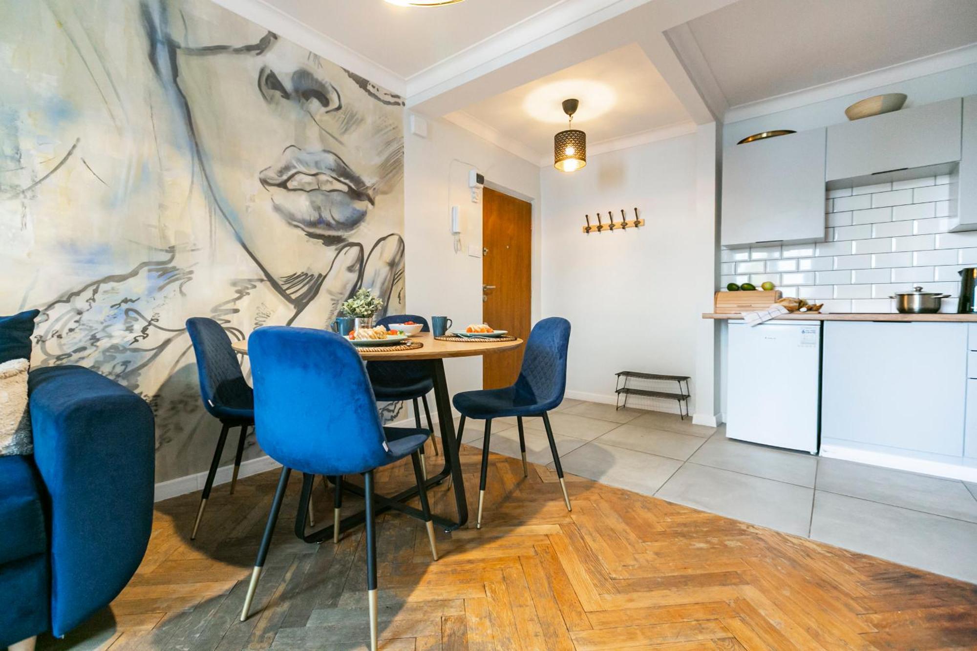 Nowogrodzka 78 - Apartament Dla 4 Osob - 200M Od Szpitala Klinicznego Na Lindleya - 1Km Do Dworca Centralnego - Wifi - Smart Tv 45 Cali Varsovia Exterior foto